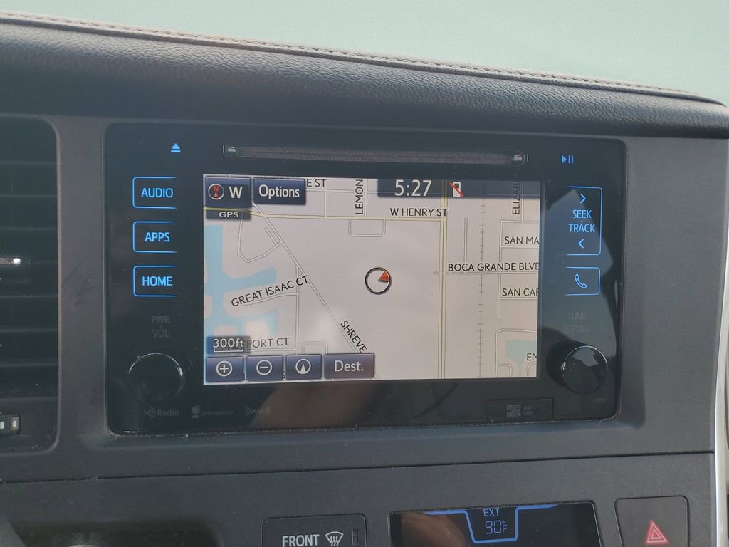 Used 2017 Toyota Sienna XLE w/ XLE Navigation Package FWD image 19