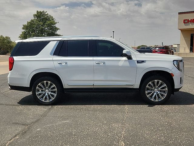 Used 2021 GMC Yukon Denali w/ Denali Premium Package AWD/4WD image 5