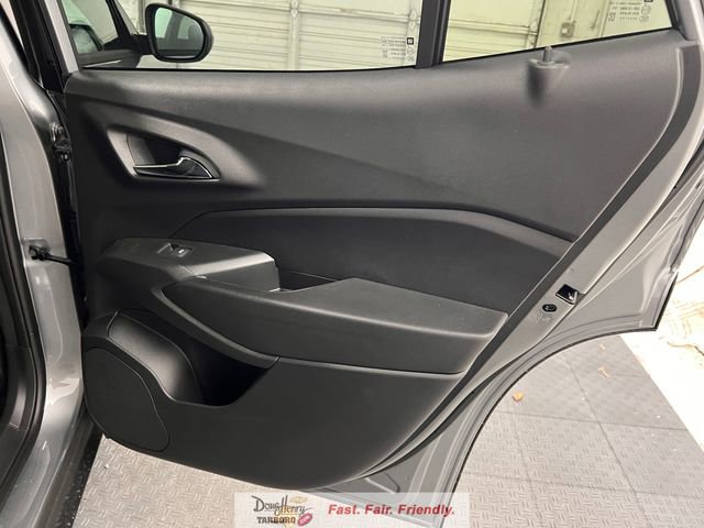 New 2026 Chevrolet Trax LT w/ Midnight Edition FWD image 37