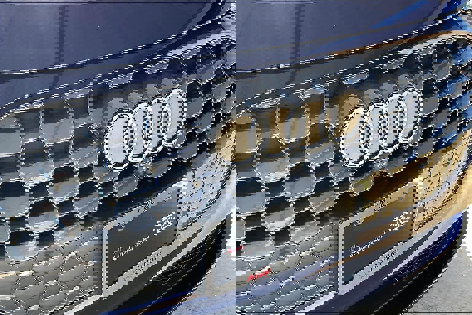 Used 2025 Audi Q5 Premium w/ Convenience Package image 28