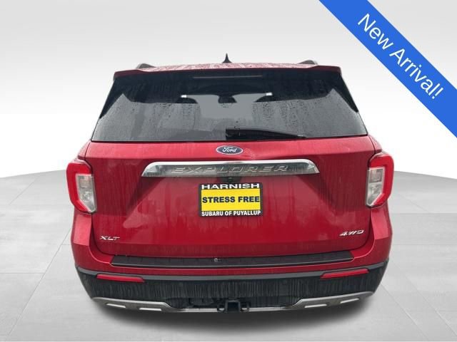 Used 2022 Ford Explorer XLT w/ Equipment Group 202A image 6