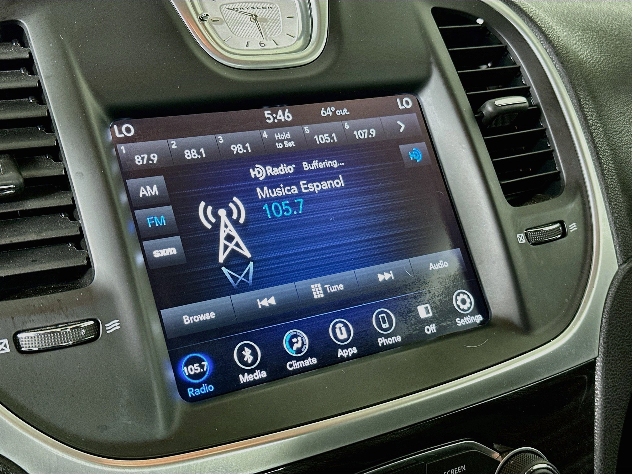 Used 2019 Chrysler 300 Touring w/ Sport Appearance Package RWD image 19