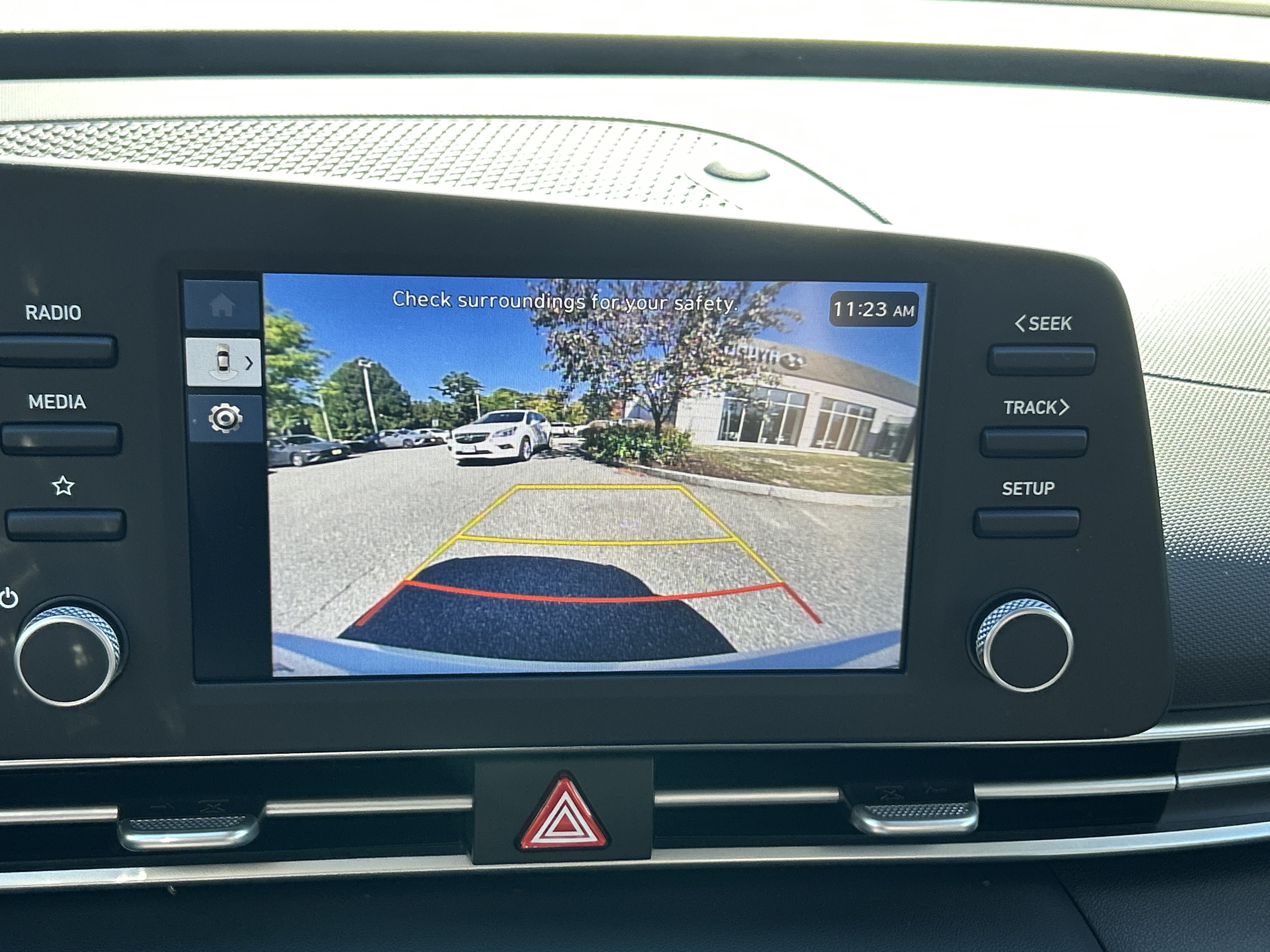 New 2026 Hyundai Elantra SE FWD image 24