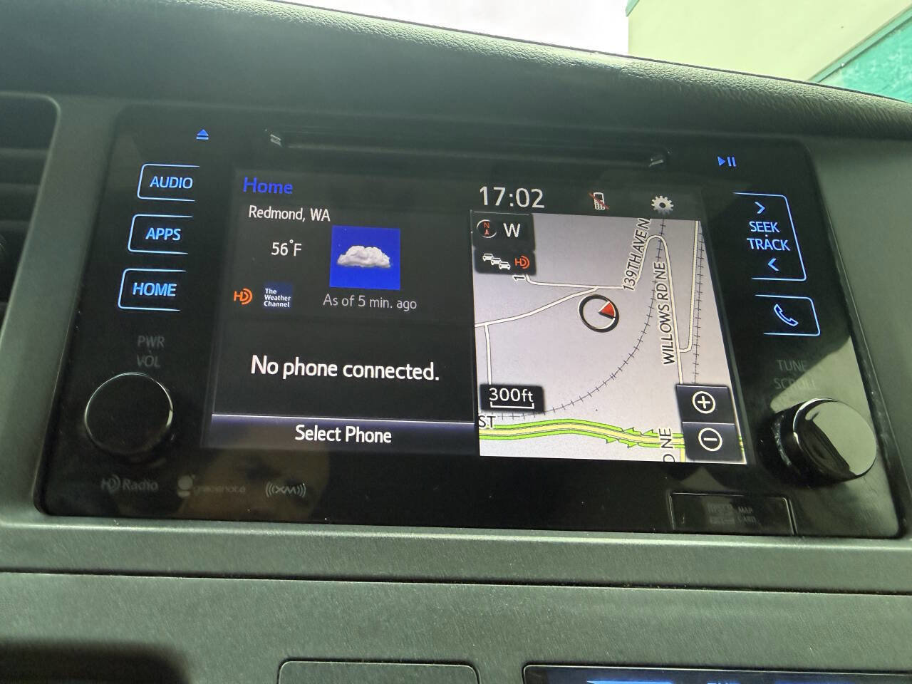 Used 2016 Toyota Sienna XLE Premium FWD image 24