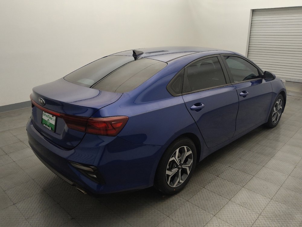 Used 2021 Kia Forte LXS image 9
