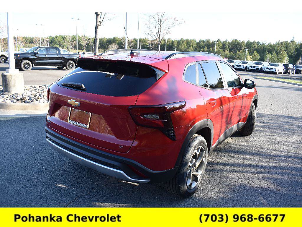 New 2026 Chevrolet Trax LT w/ Driver Confidence Package image 7