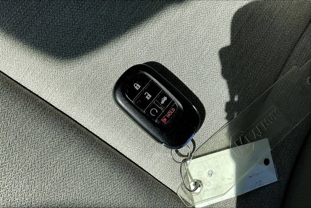 Used 2024 Honda Accord EX image 37