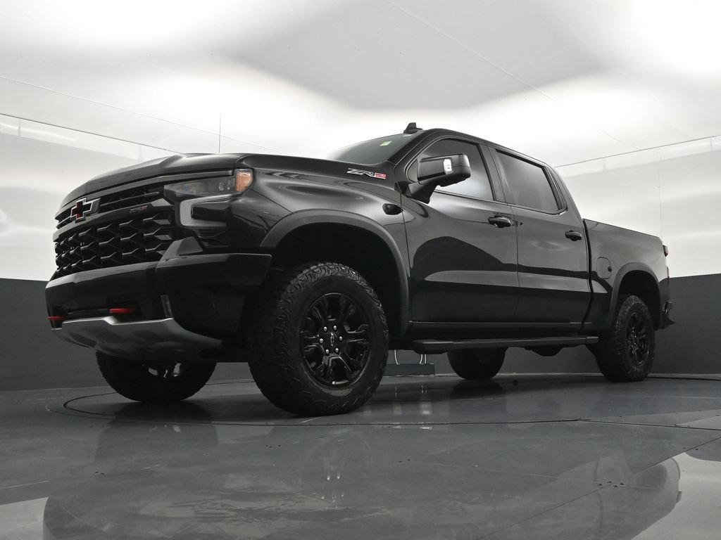 Used 2023 Chevrolet Silverado 1500 ZR2 w/ Technology Package AWD/4WD image 28