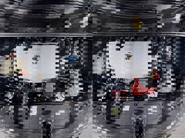 Certified 2016 Toyota Prius Four image 29