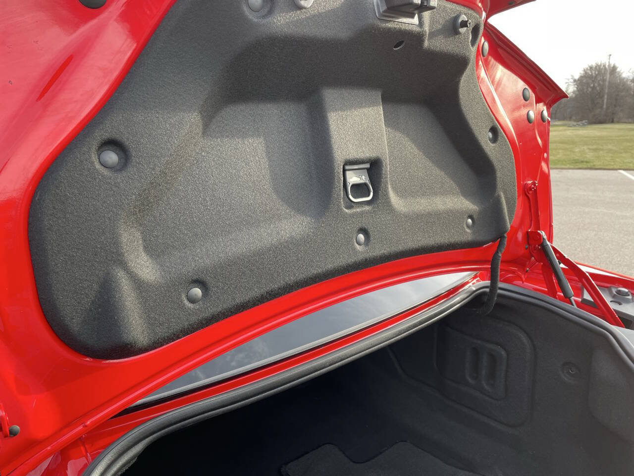 Used 2018 Chevrolet Camaro SS RWD image 35