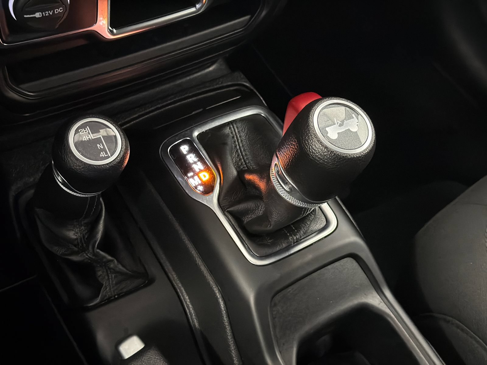 Used 2022 Jeep Wrangler Unlimited Sport AWD/4WD image 26