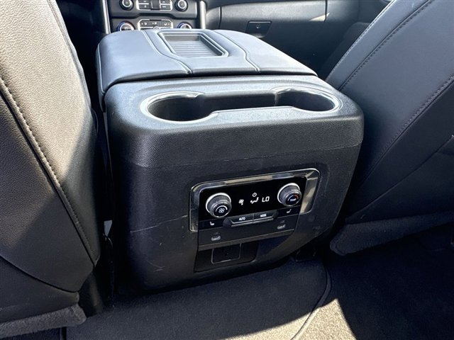 Used 2022 Chevrolet Tahoe LT w/ Luxury Package image 22