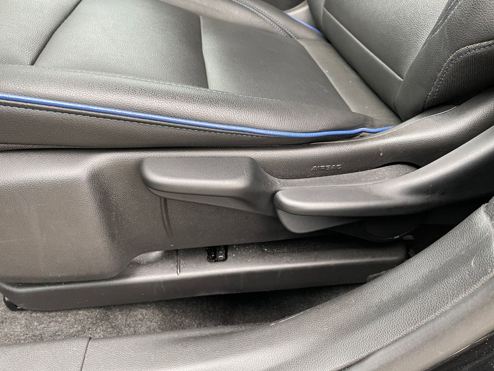 Used 2025 Buick Envista Sport Touring image 23