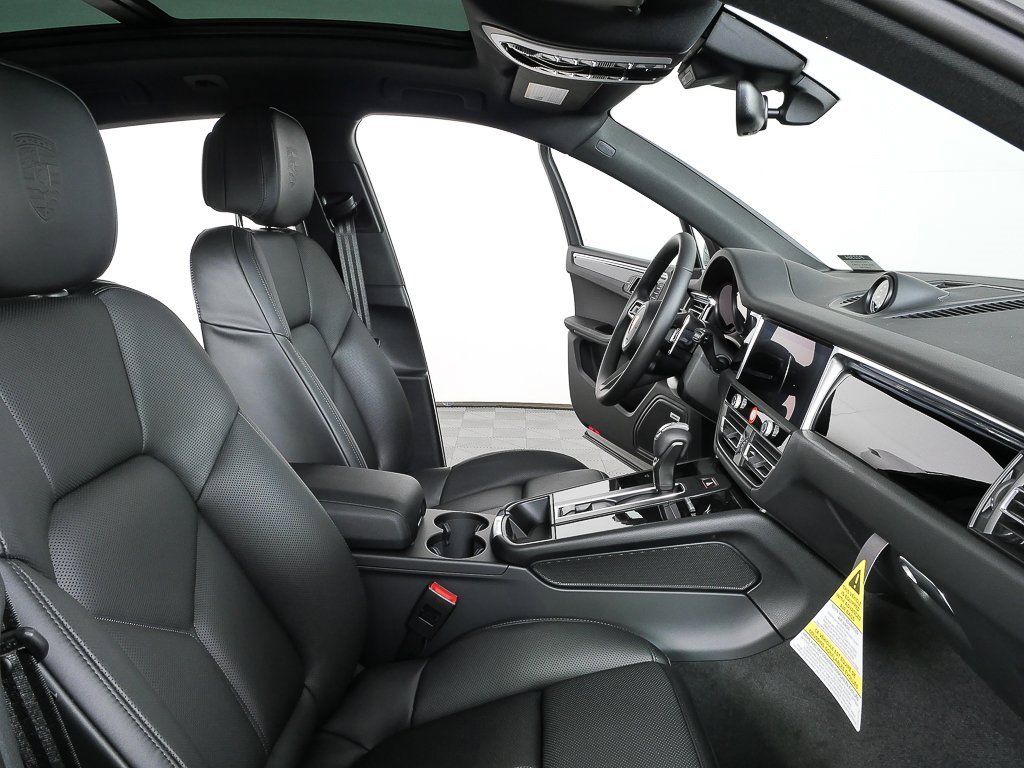 New 2026 Porsche Macan S image 23