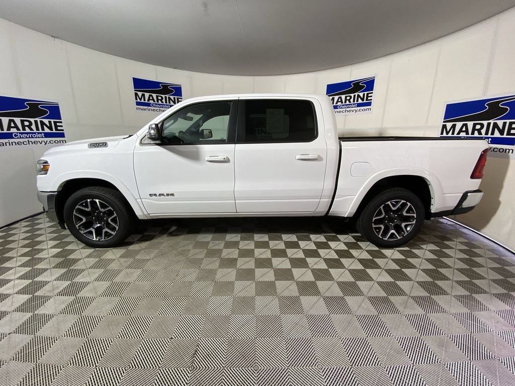 Used 2025 RAM 1500 Laramie AWD/4WD image 10