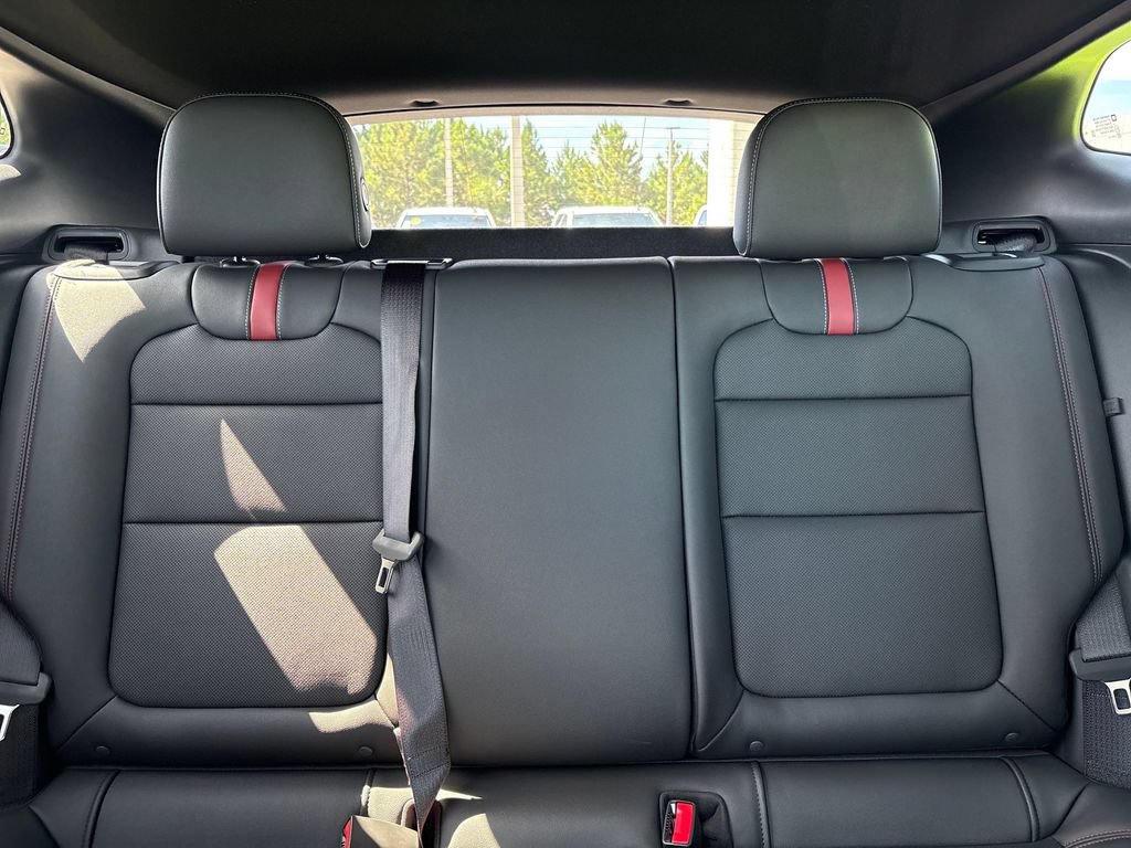 New 2026 Chevrolet Trax RS w/ Sunroof Package FWD image 31