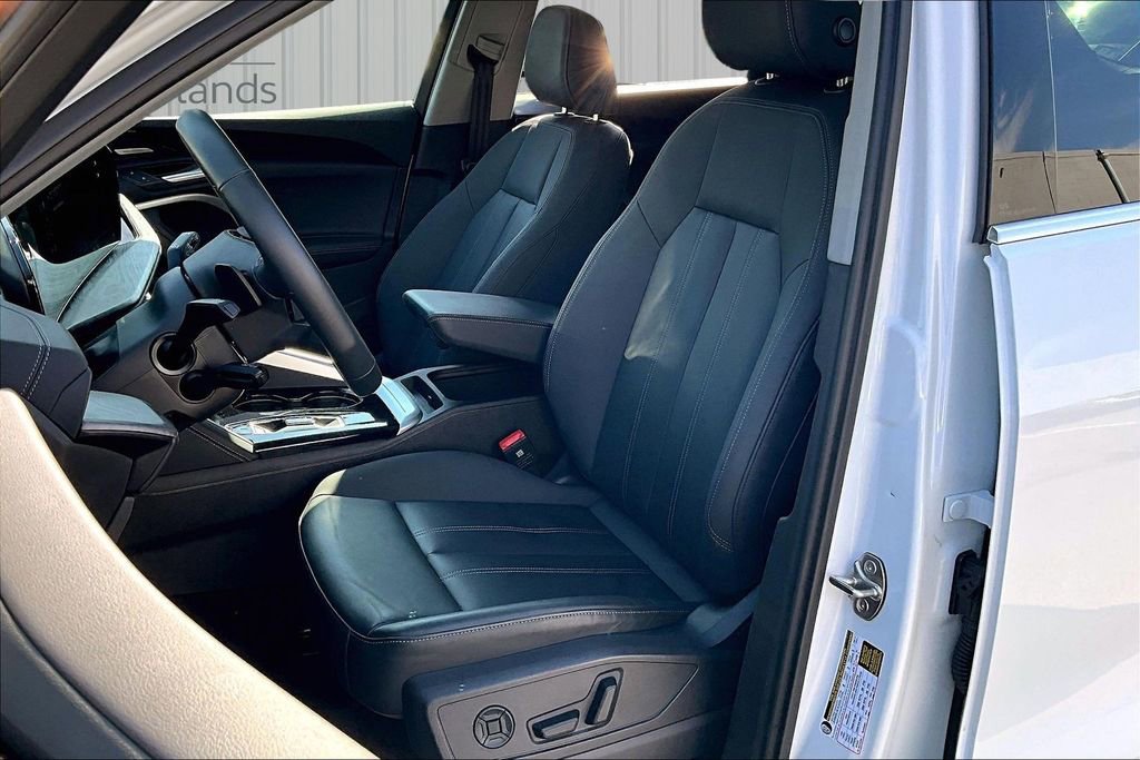 Used 2025 Audi Q5 Premium Plus w/ Premium Plus image 21