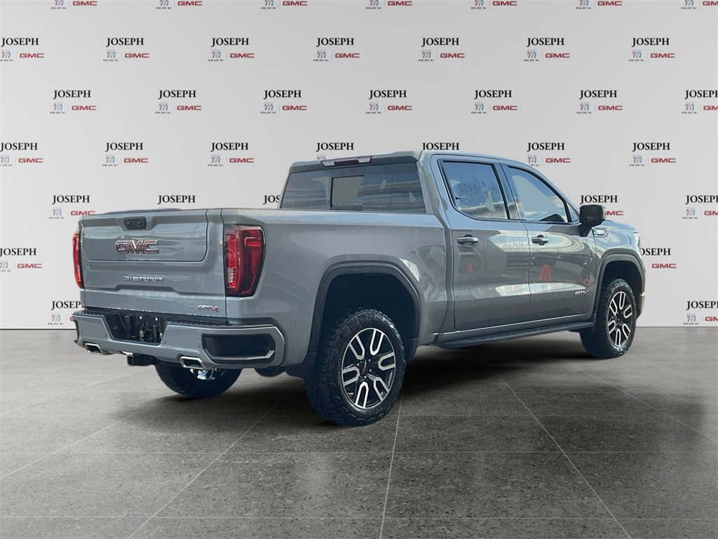 Used 2024 GMC Sierra 1500 AT4 w/ AT4 Premium Package image 7