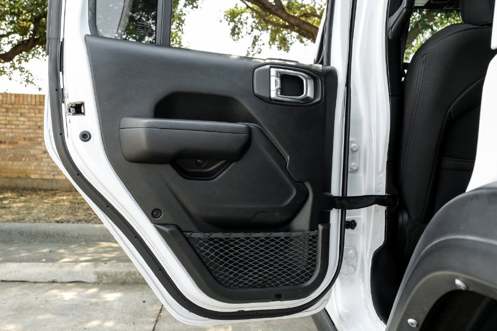 Used 2023 Jeep Wrangler Unlimited Sport AWD/4WD image 57