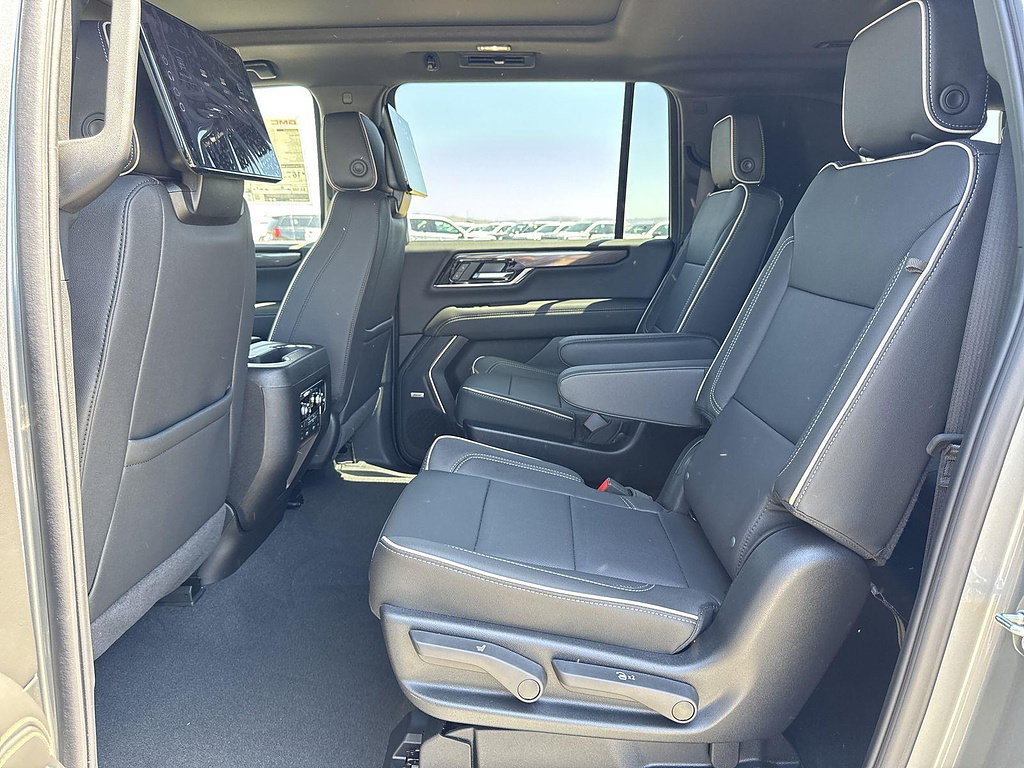 New 2026 GMC Yukon XL Elevation w/ Elevation Premium Package AWD/4WD image 24