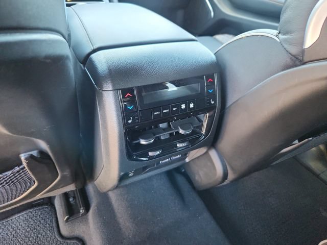 Used 2024 Jeep Grand Cherokee L Summit w/ Advanced Protech Group IV AWD/4WD image 19