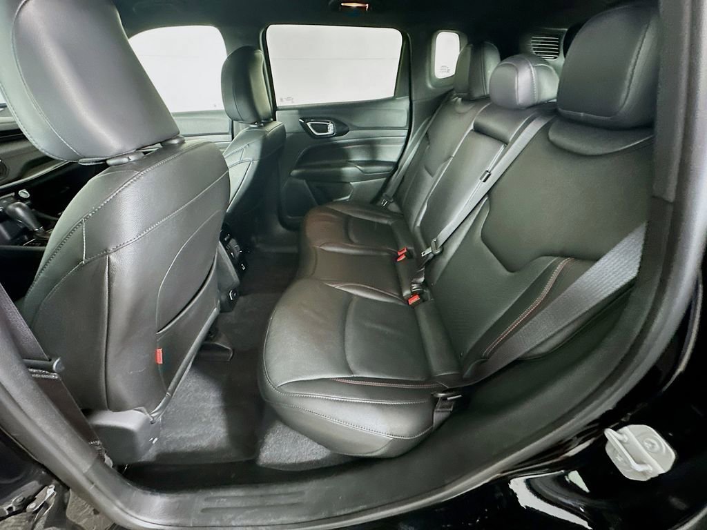 Certified 2025 Jeep Compass Trailhawk w/ Trailhawk Elite Group image 35