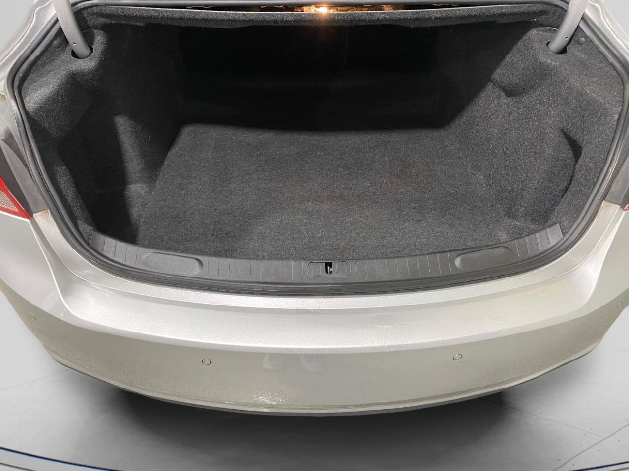 Used 2019 Chevrolet Impala Premier FWD image 11