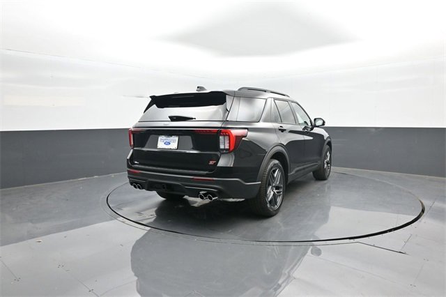 New 2026 Ford Explorer ST w/ Sun And Sound Package image 7