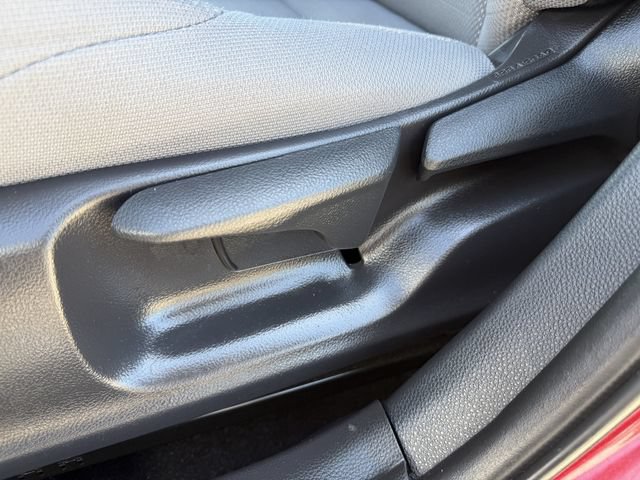 Used 2022 Toyota Corolla SE w/ Carpet Mat Package (TMS) FWD image 24