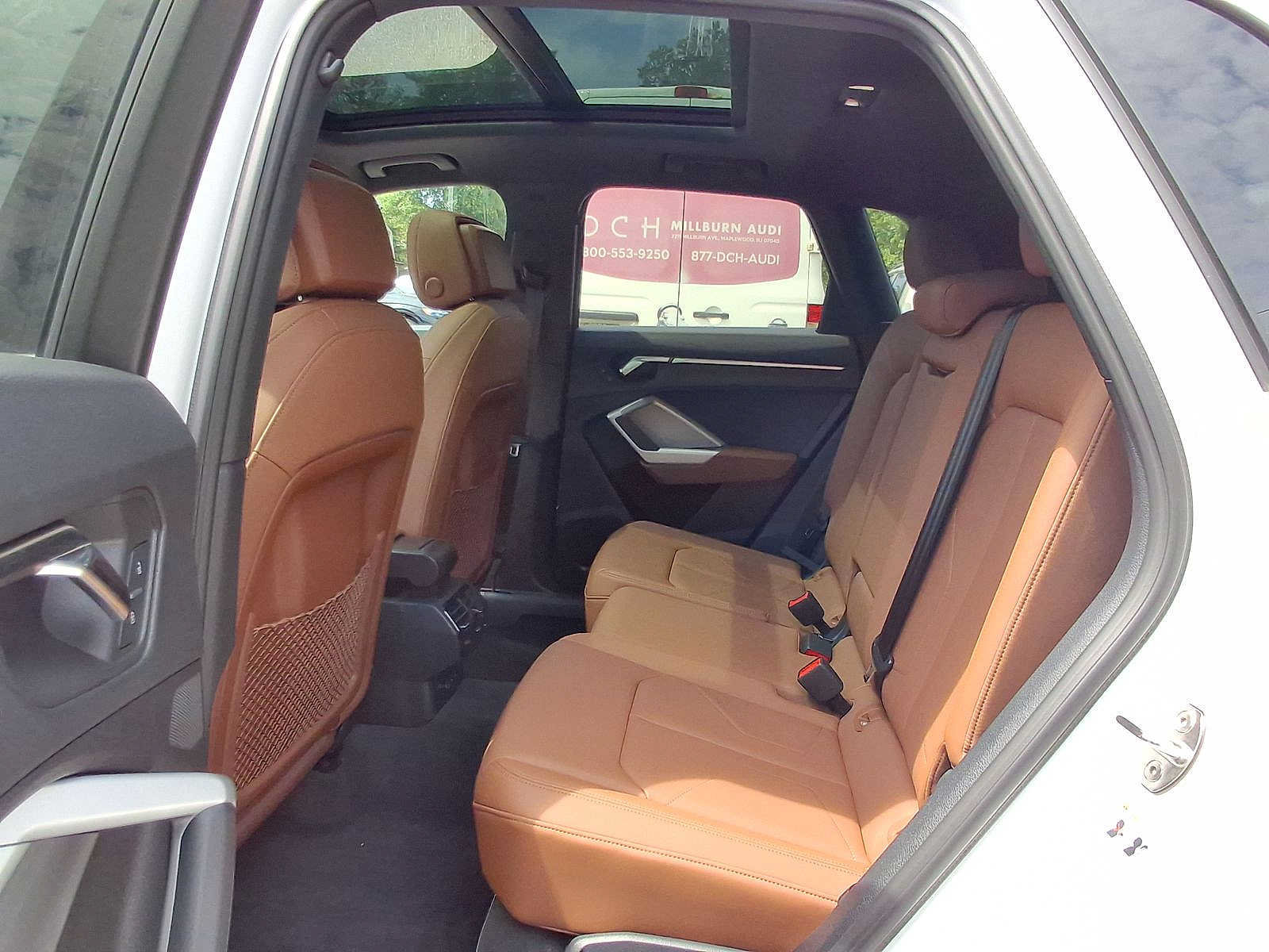 Certified 2023 Audi Q3 2.0T Premium w/ Convenience Package AWD/4WD image 18