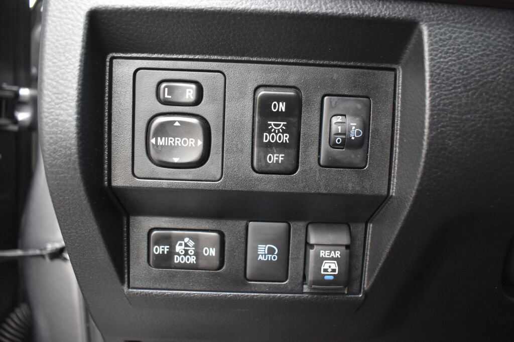 Certified 2020 Toyota Tundra Limited w/ Limited Premium Package AWD/4WD image 15