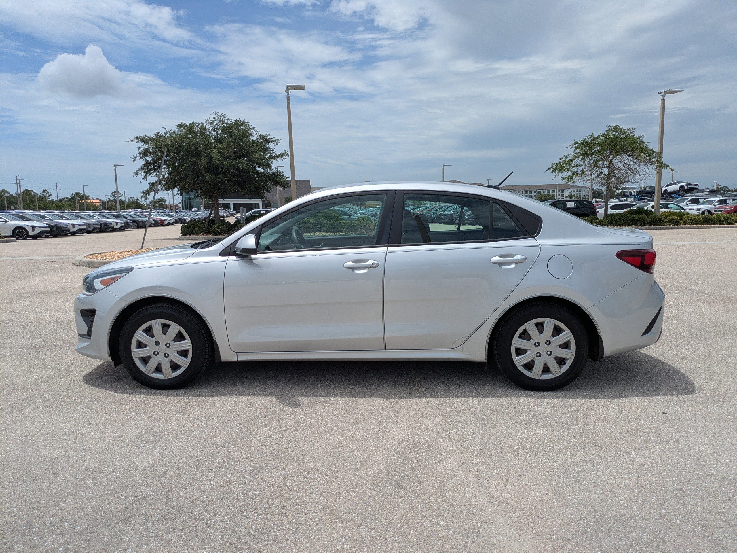 Certified 2021 Kia Rio S FWD image 10