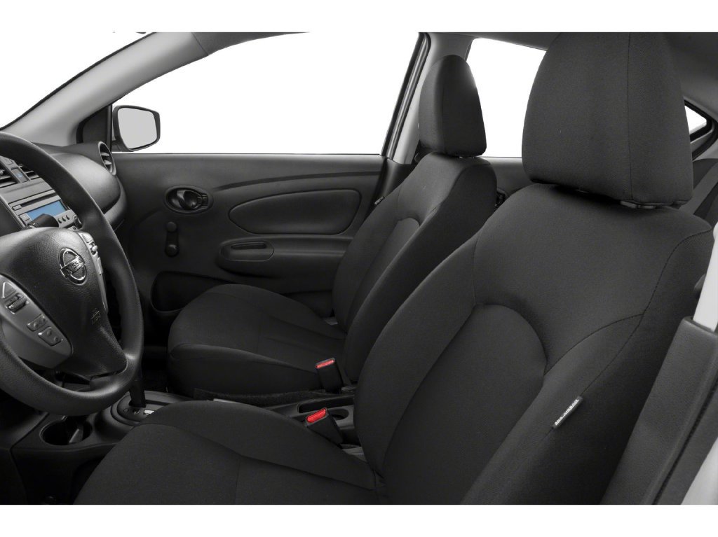 Used 2019 Nissan Versa SV FWD image 7