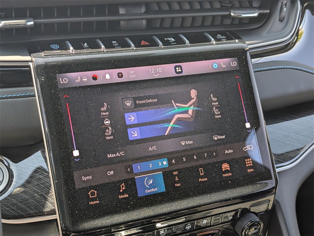 Used 2024 Jeep Grand Cherokee Trailhawk w/ Advanced Protech Group II image 26