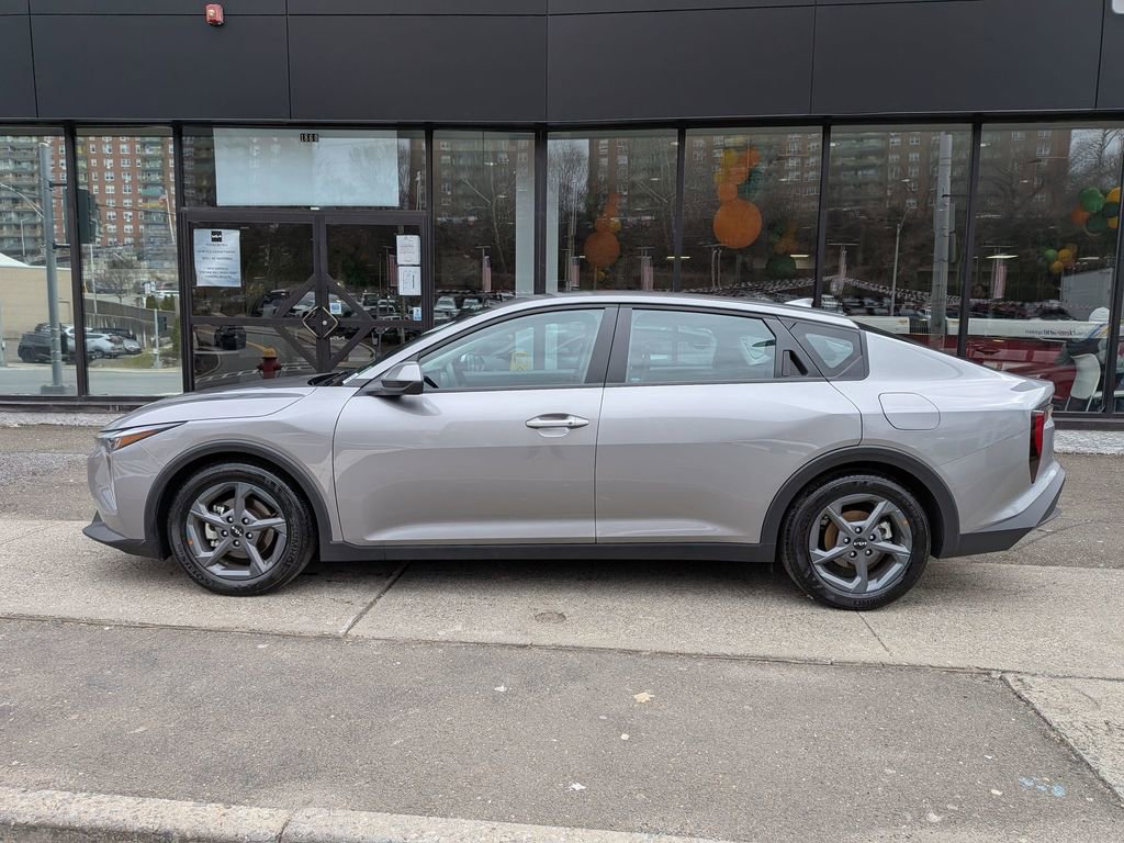 Certified 2025 Kia K4 LXS image 10