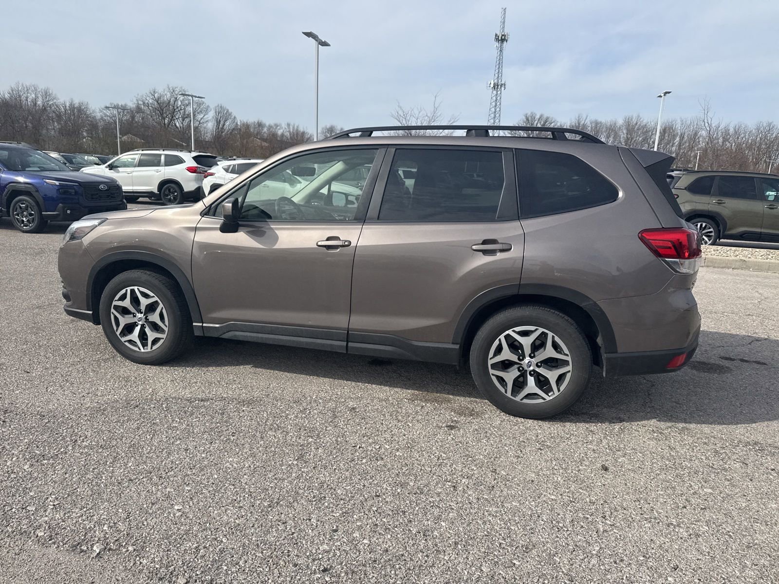 Used 2023 Subaru Forester Premium image 20