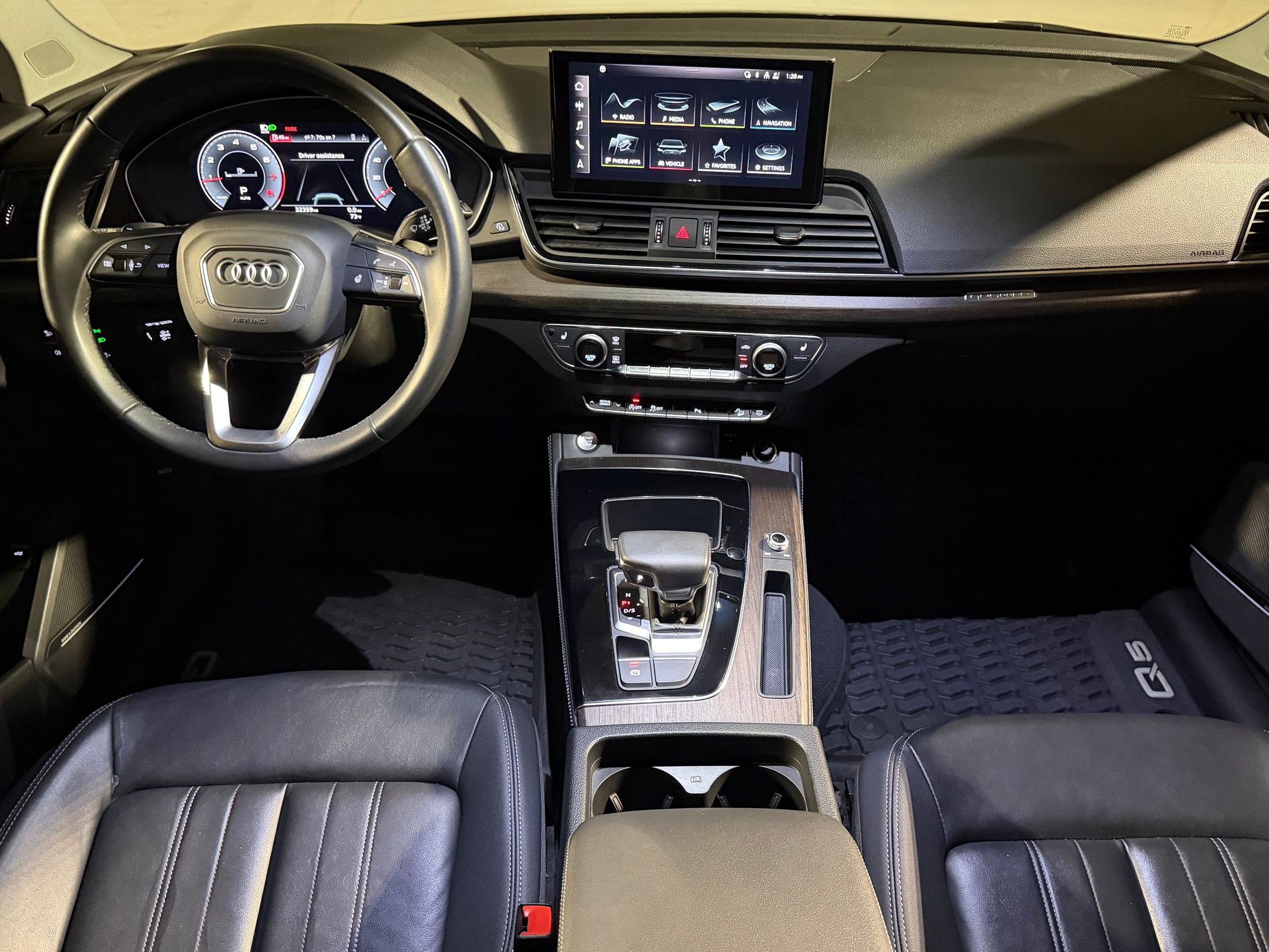 Used 2023 Audi Q5 2.0T Premium Plus w/ Premium Plus Package AWD/4WD image 14