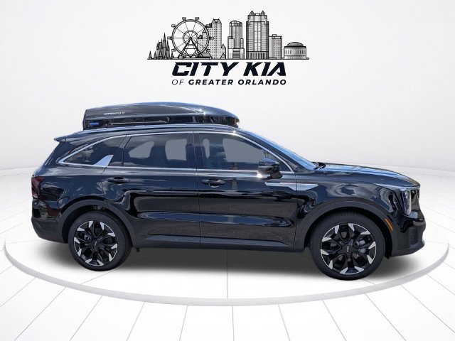 Used 2025 Kia Sorento EX FWD image 6