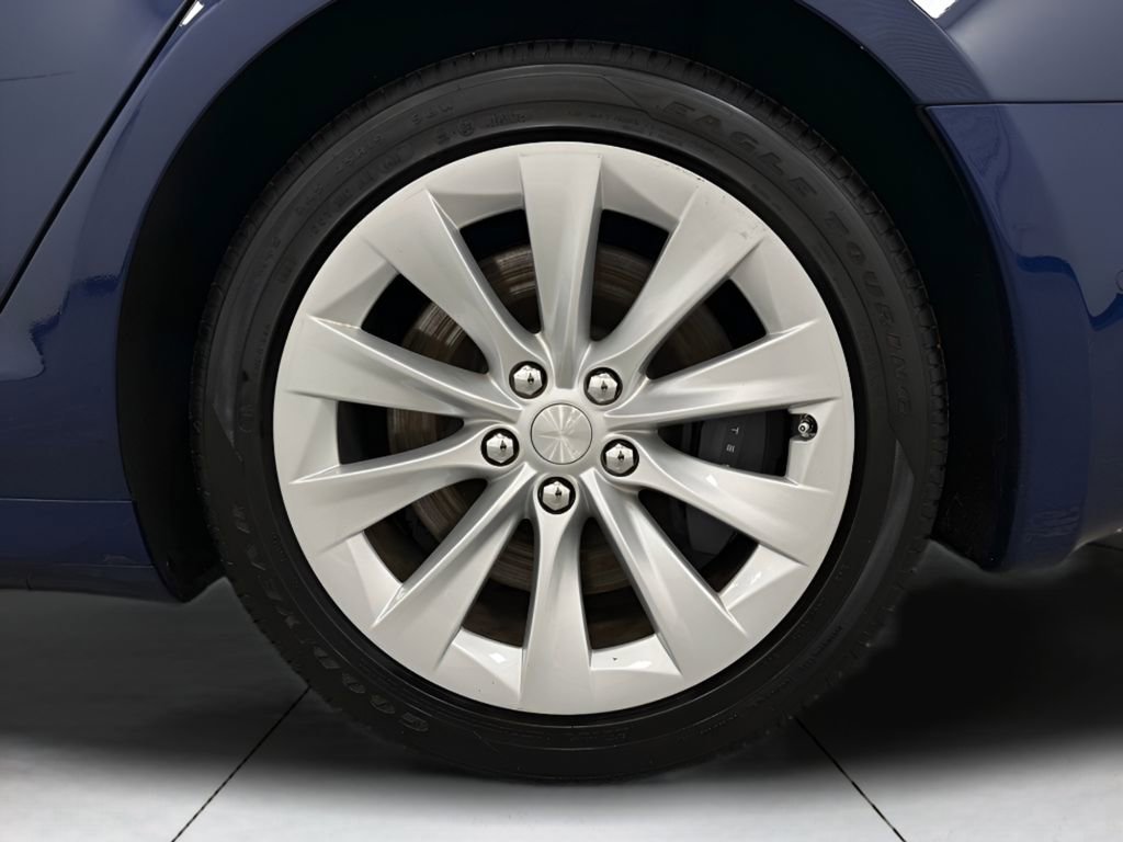 Used 2020 Tesla Model S Long Range image 29