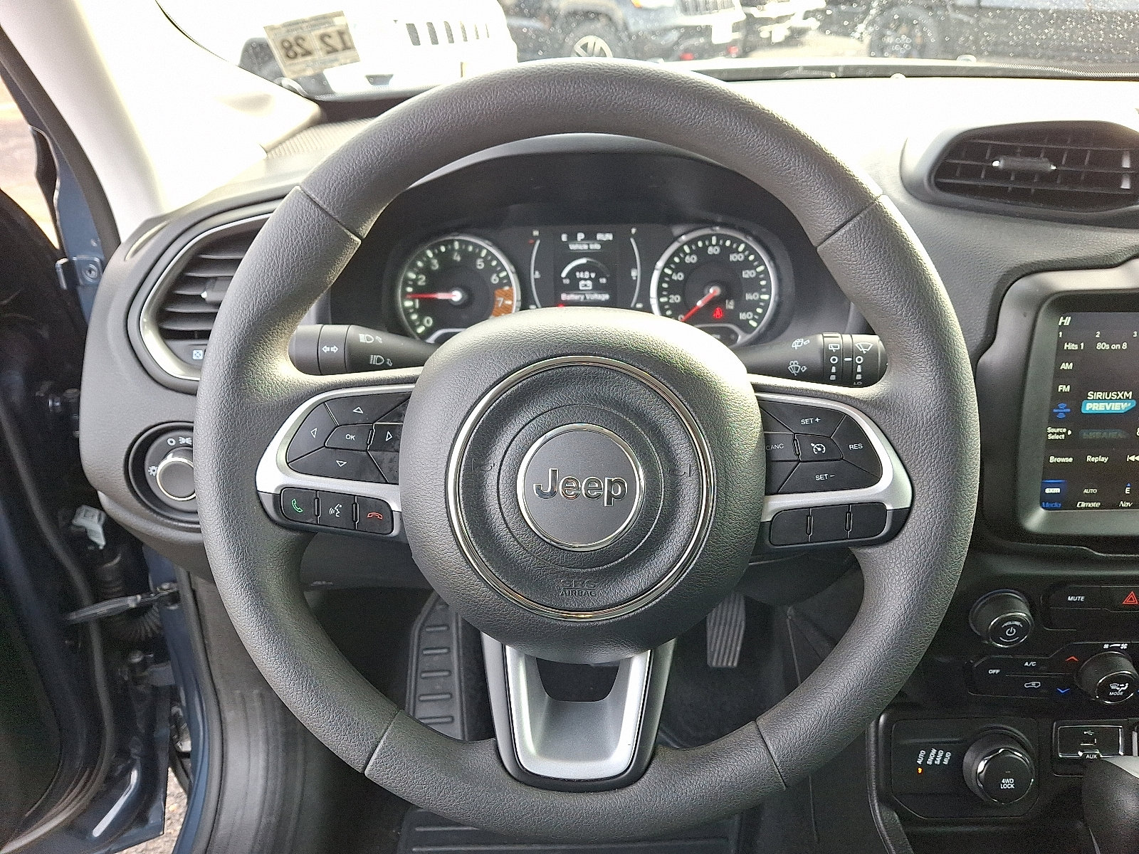 Used 2023 Jeep Renegade Latitude image 20