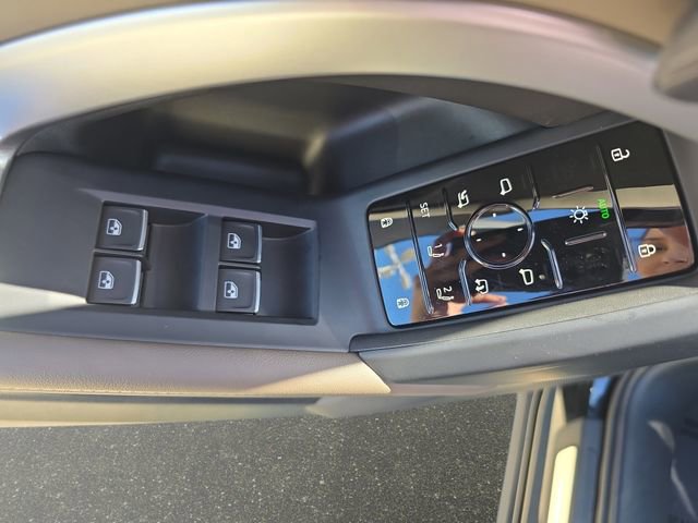 Used 2025 Audi Q5 Premium w/ Convenience Package AWD/4WD image 31