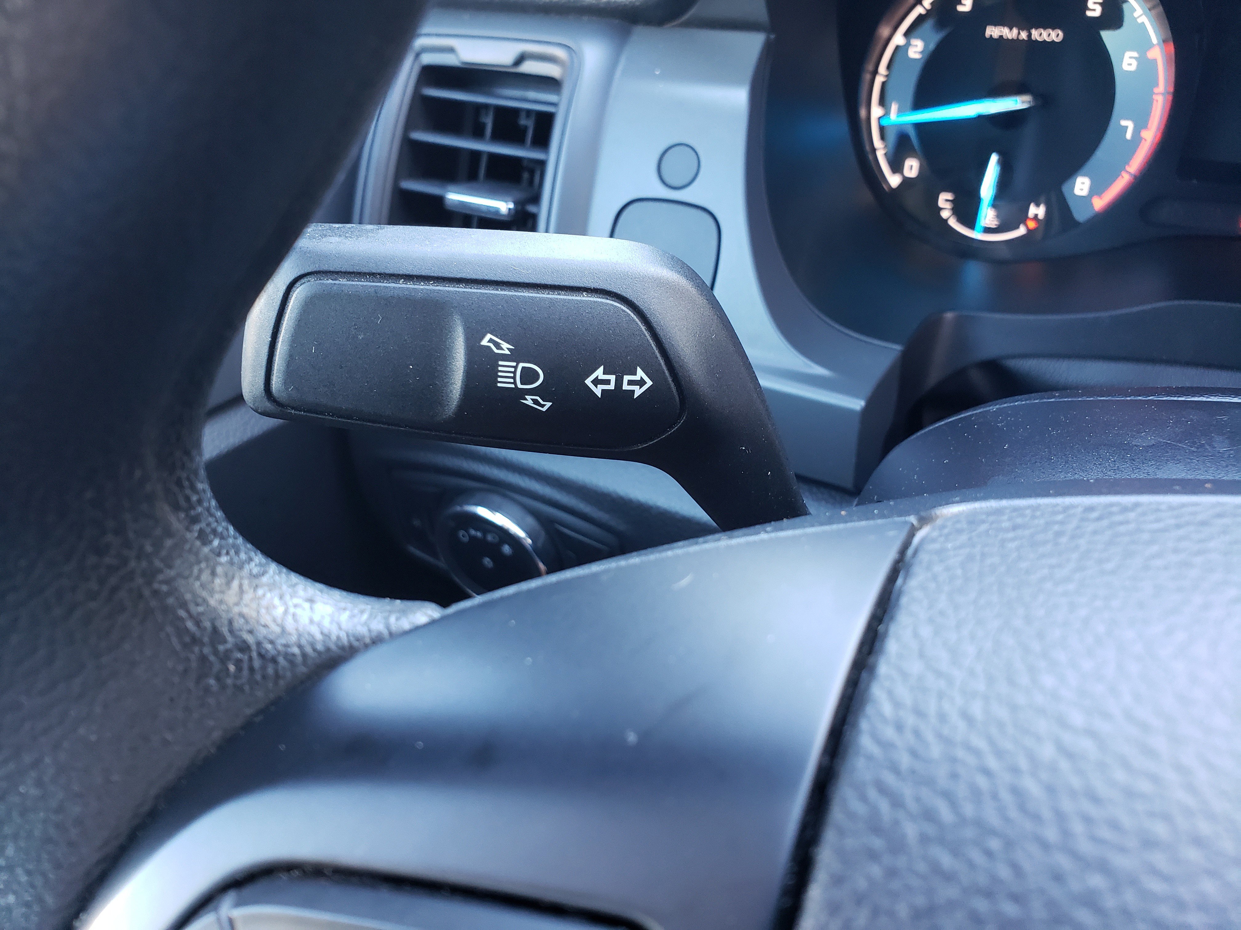 Used 2023 Ford Ranger XL image 14