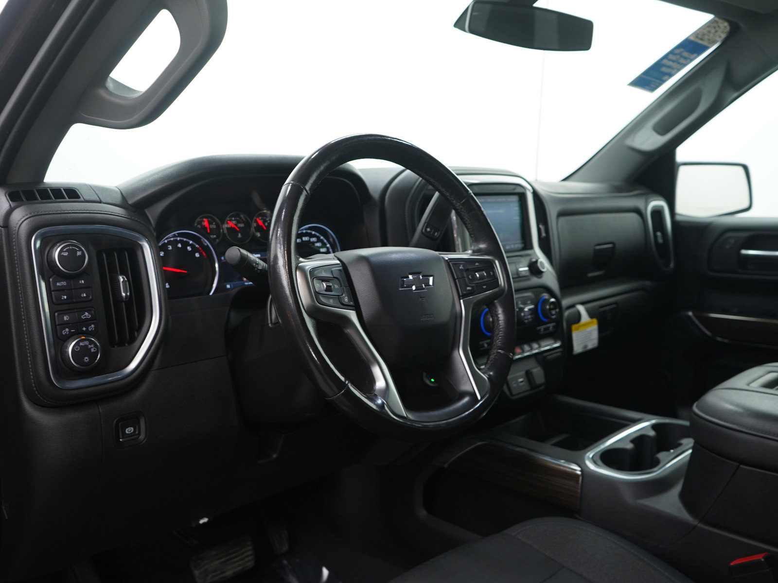 Used 2019 Chevrolet Silverado 1500 RST image 17