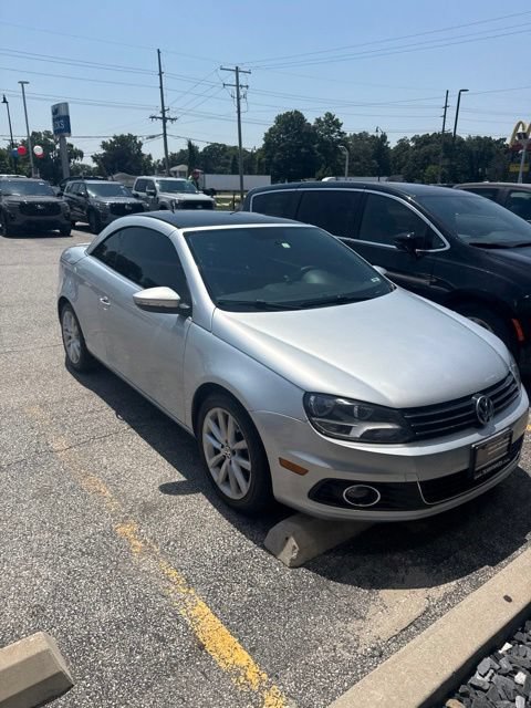 Used 2014 Volkswagen Eos Komfort FWD image 3