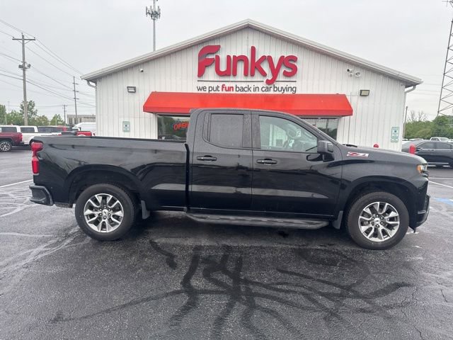 Used 2019 Chevrolet Silverado 1500 RST AWD/4WD image 2