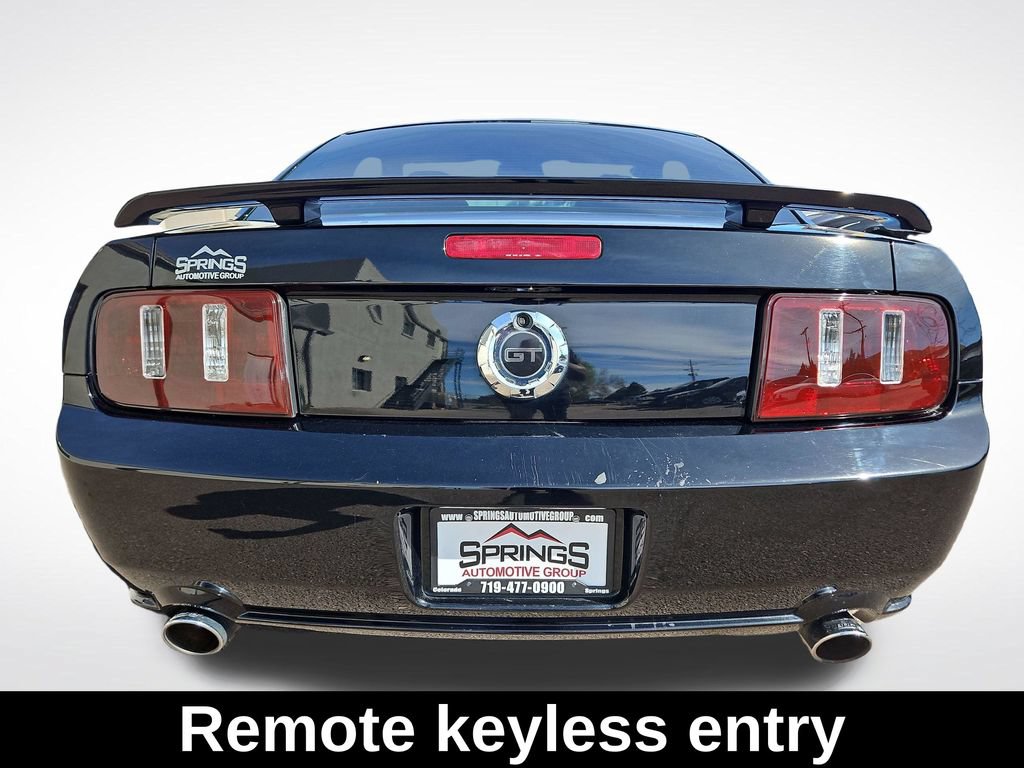 Used 2008 Ford Mustang GT Premium RWD image 5