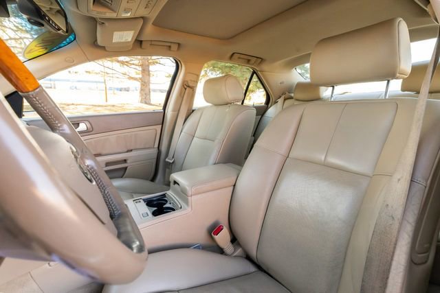 Used 2006 Cadillac STS V8 w/ Preferred Equipment Group image 12