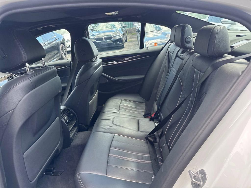 Used 2021 BMW 540i xDrive w/ M Sport Package AWD/4WD image 26