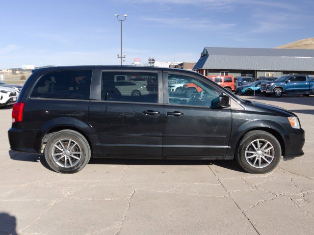 Used 2017 Dodge Grand Caravan SE image 5