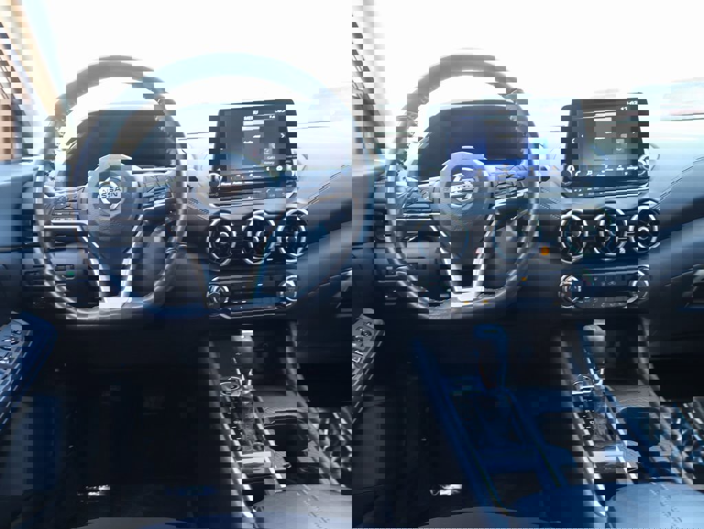 Used 2022 Nissan Sentra SV image 19